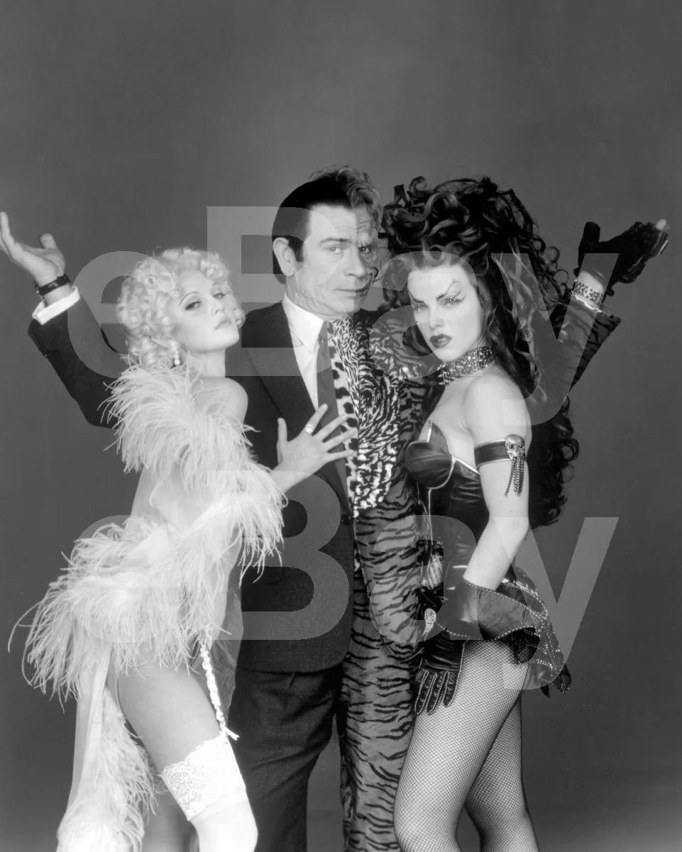 Batman Forever (1995) Tommy Lee Jones, Drew Barrymore, Debi Mazar 16x12 Photo, изображение 4
