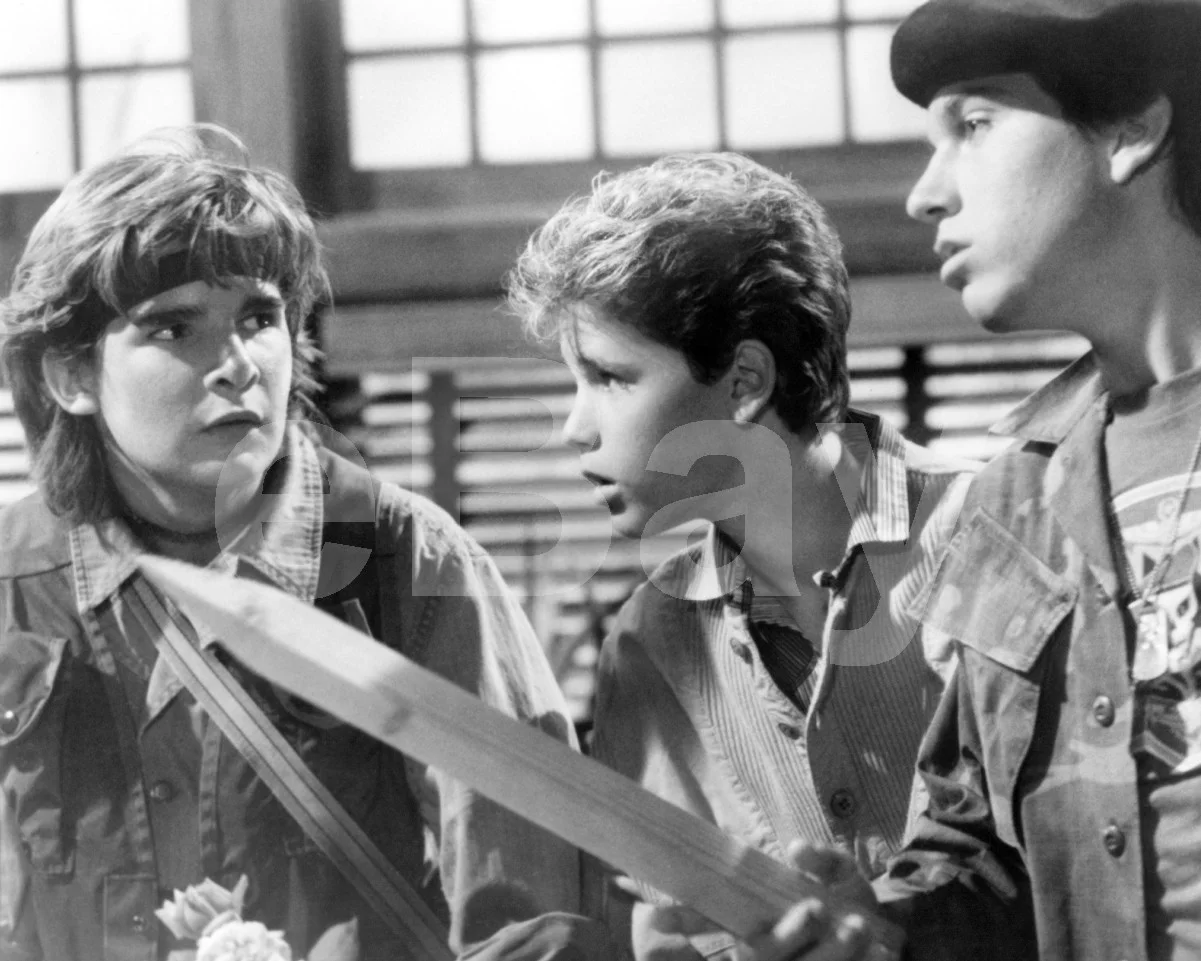 The Lost Boys (1987) Jamison Newlander, Corey Feldman, Corey Haim 16x12 Photo, image 4
