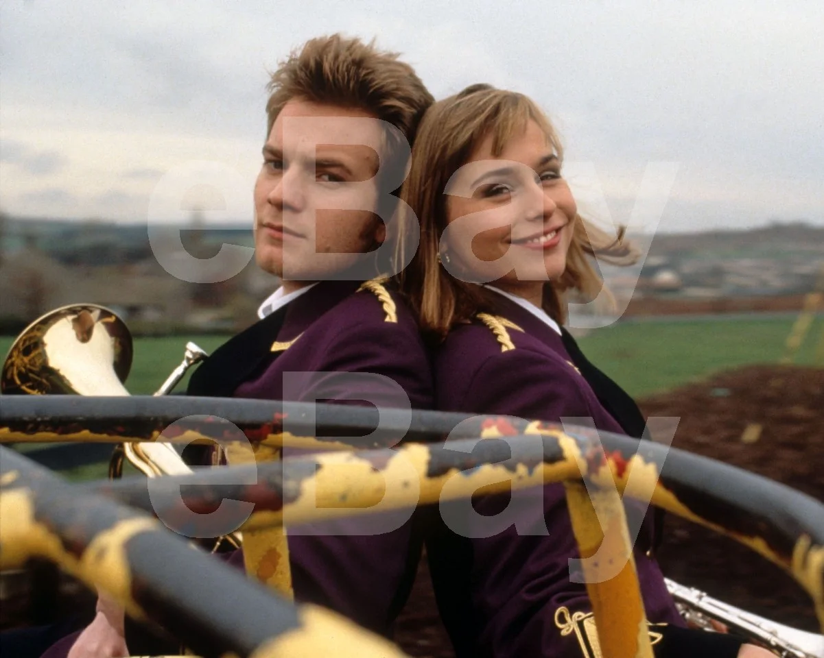 Brassed Off (1996) Ewan McGregor, Tara Fitzgerald 16x12 Photo Poster Print, изображение 4