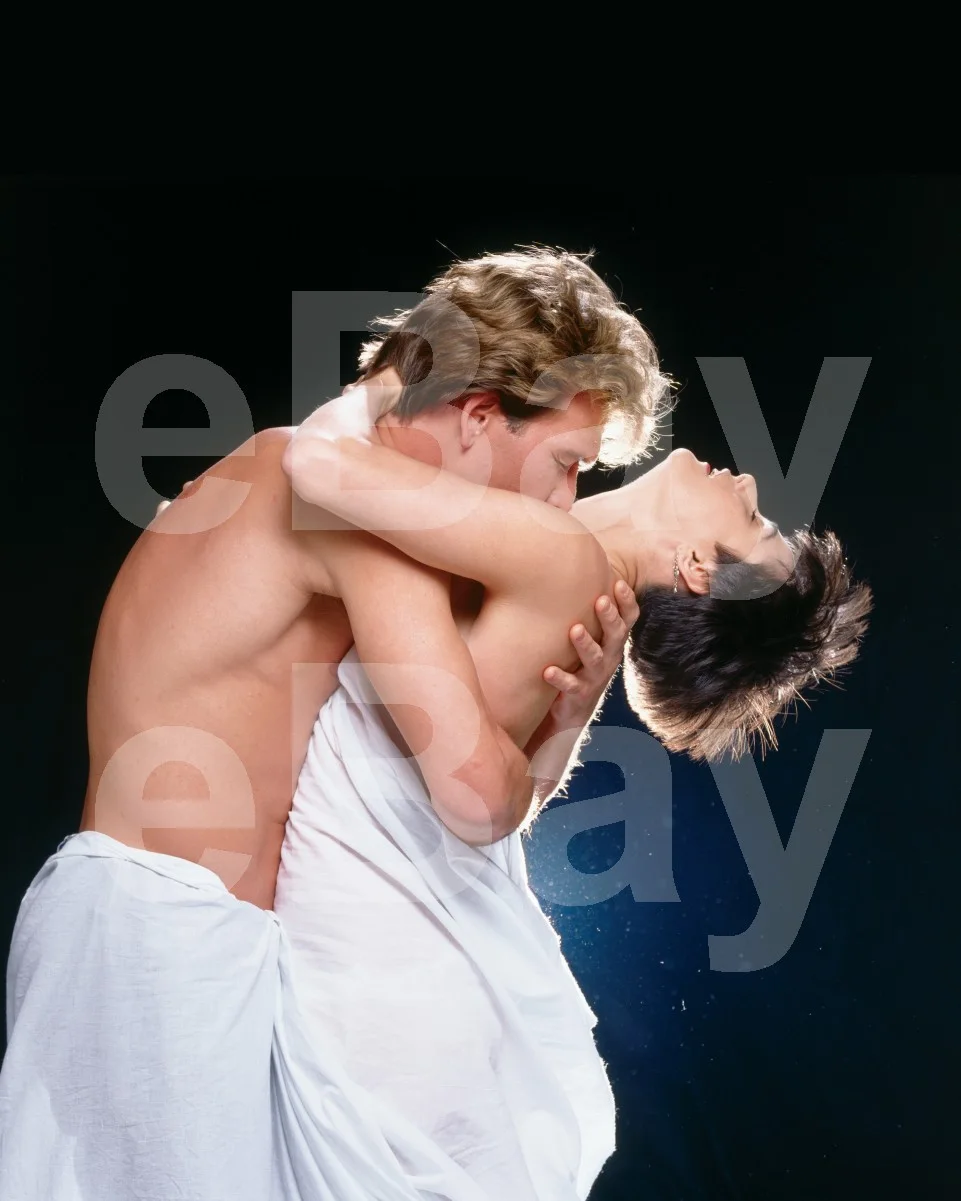 Ghost (1990) Patrick Swayze, Demi Moore 16x12 Photo, image 4