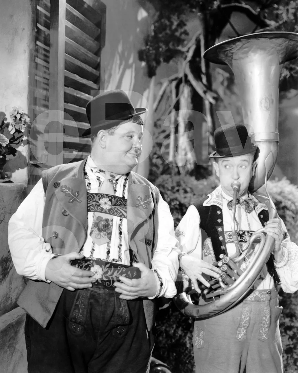 Swiss Miss (1938) Laurel & Hardy, Stan Laurel, Oliver Hardy 16x12 Photo Poster, изображение 4
