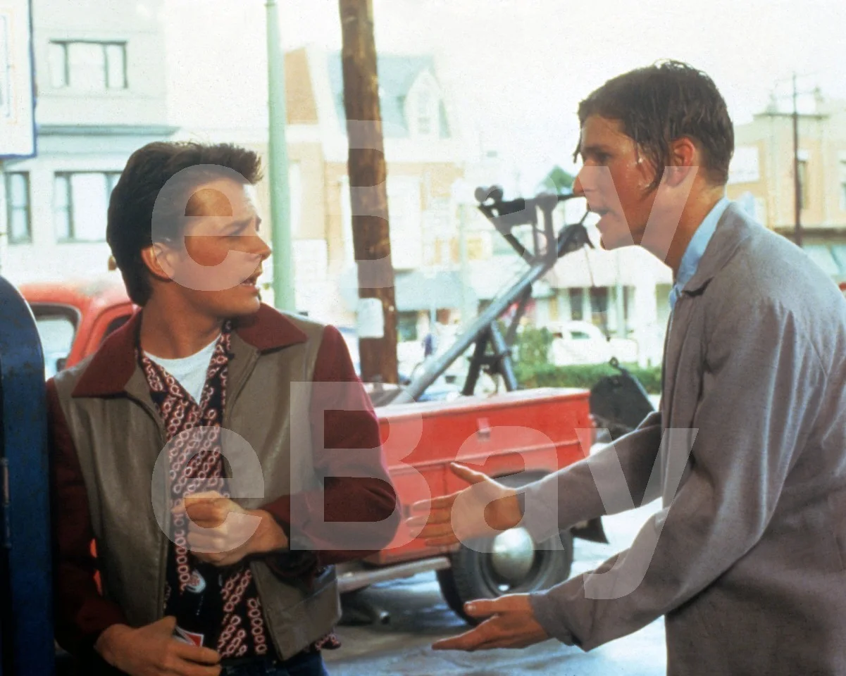 Back to the Future (1985) Crispin Glover, Michael J Fox 16x12 Photo Poster Print, image 4