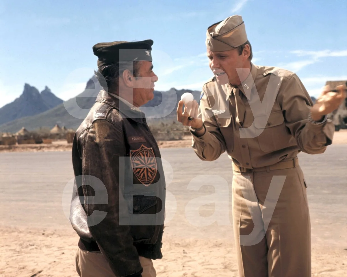 Catch-22 (1970) Martin Balsam, Jon Voight 16x12 Photo Poster Print, изображение 4