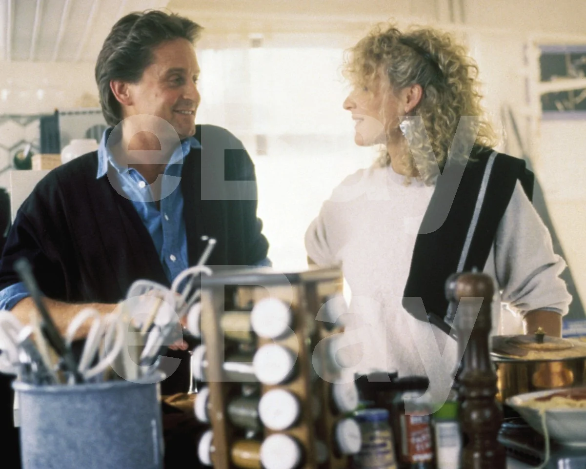Fatal Attraction (1987) Glenn Close, Michael Douglas 16x12 Photo Poster Print, image 4