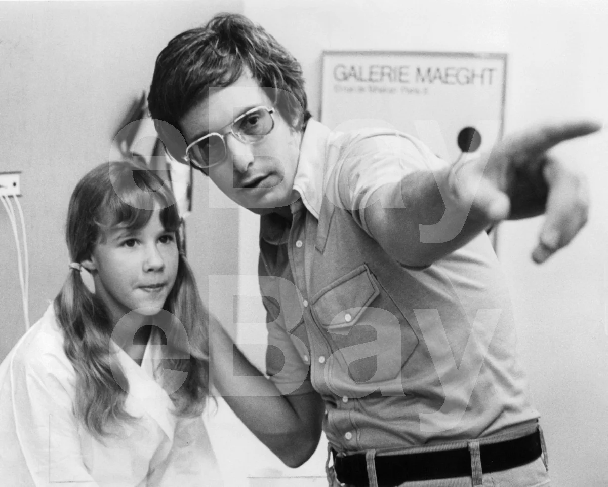 The Exorcist (1973) Linda Blair, William Friedkin "Director" 16x12 Photo Poster, изображение 4