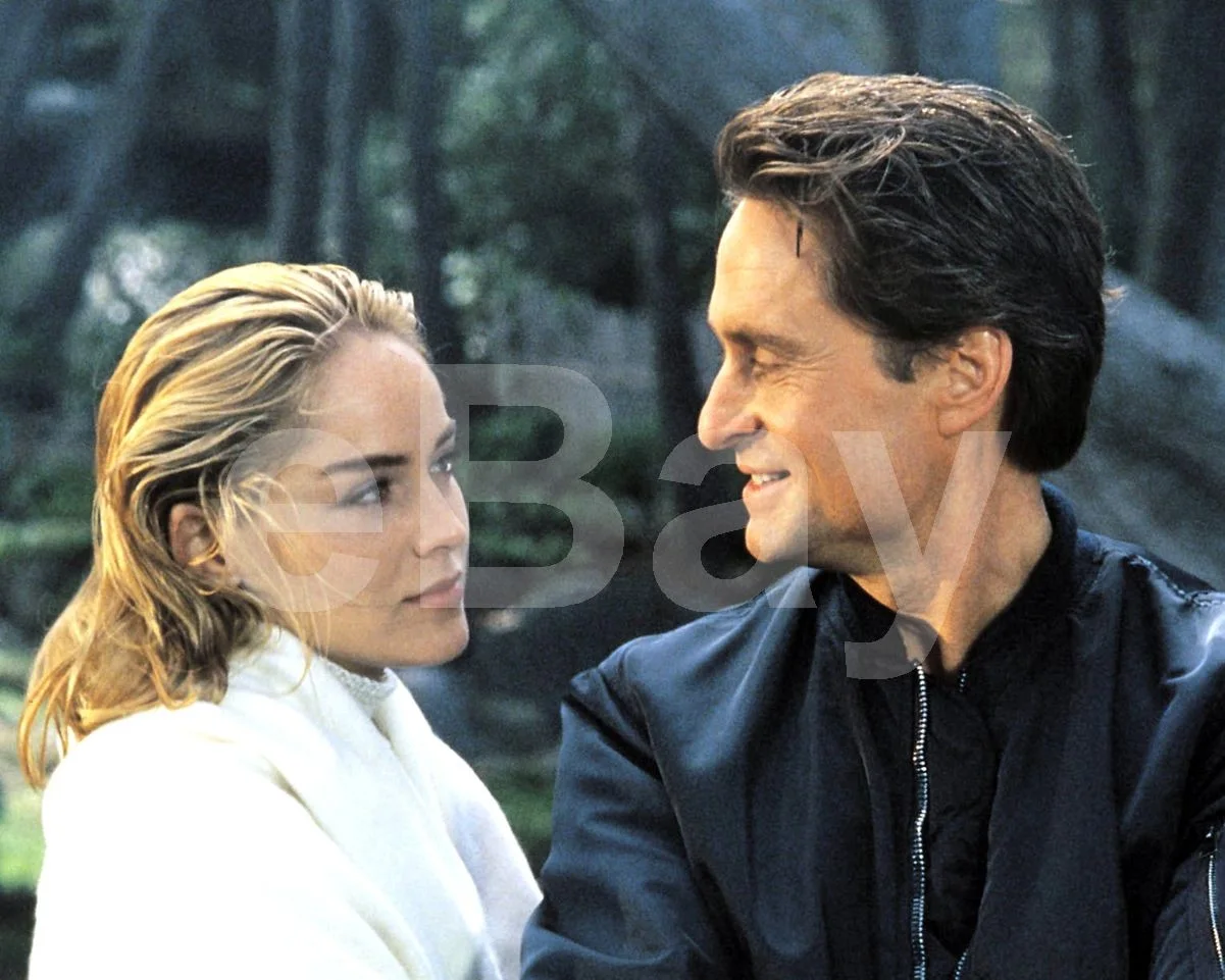 Basic Instinct (1992) Sharon Stone, Michael Douglas 16x12 Photo Poster Print, image 4