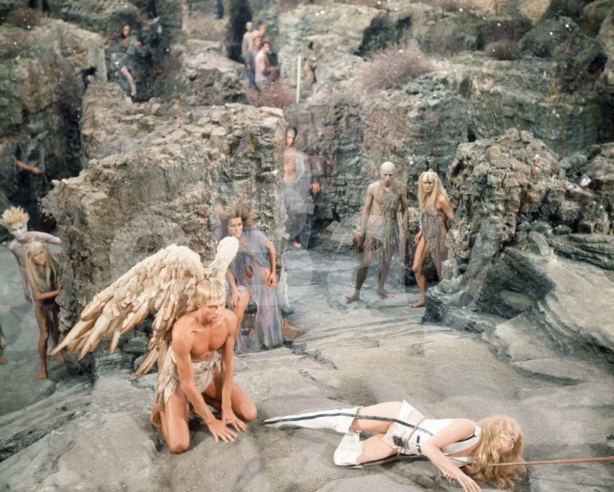 Barbarella (1968) John Phillip Law, Jane Fonda 16x12 Photo Poster Print, изображение 4
