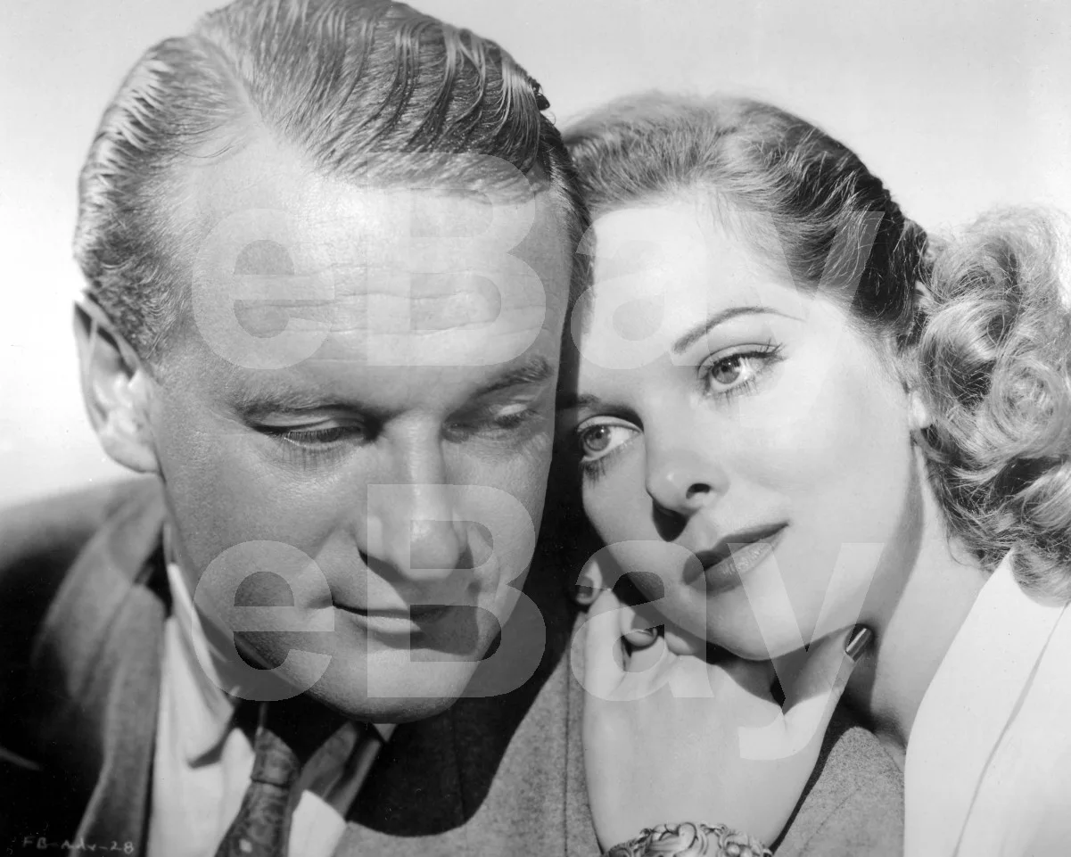 The Falcon's Brother (1942) George Sanders, Jane Randolph 16x12 Photo, изображение 4