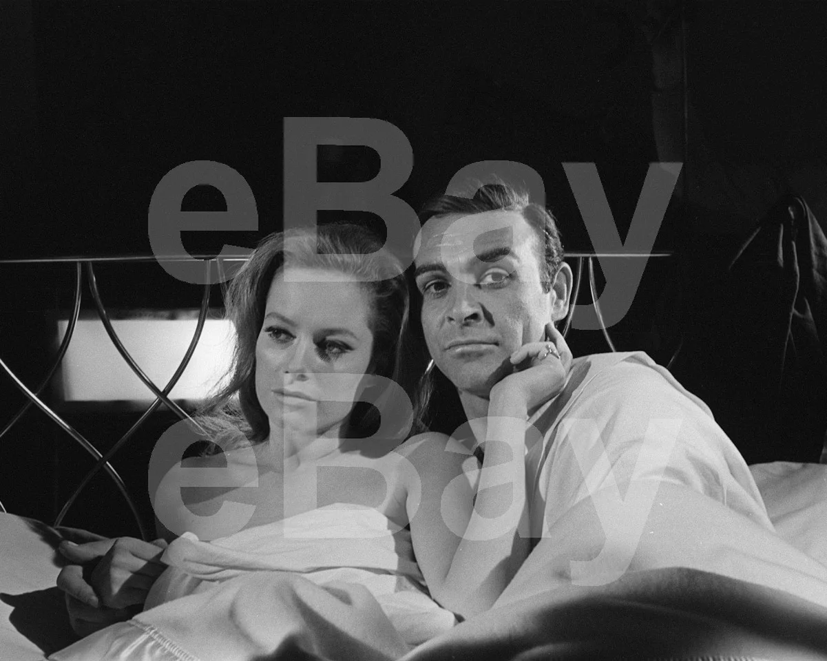 Thunderball - James Bond (1965) Sean Connery, Luciana Paluzzi 16x12 Photo, изображение 4
