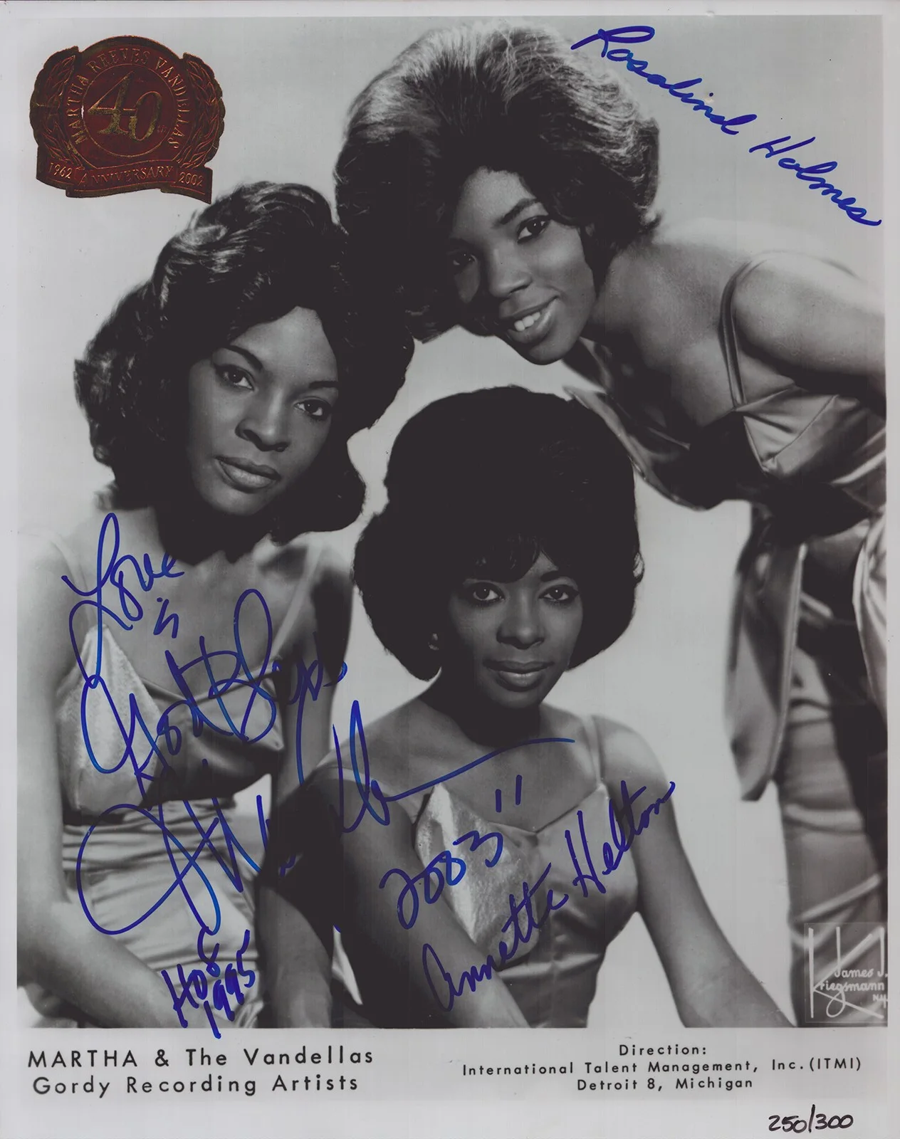 Martha Reeves & The Vandellas, Rosalind Ashford — MARTHA REEVES & THE VANDELLAS - PRINTED PHOTOGRAPH SIGNED IN INK 2003 WITH CO-SI