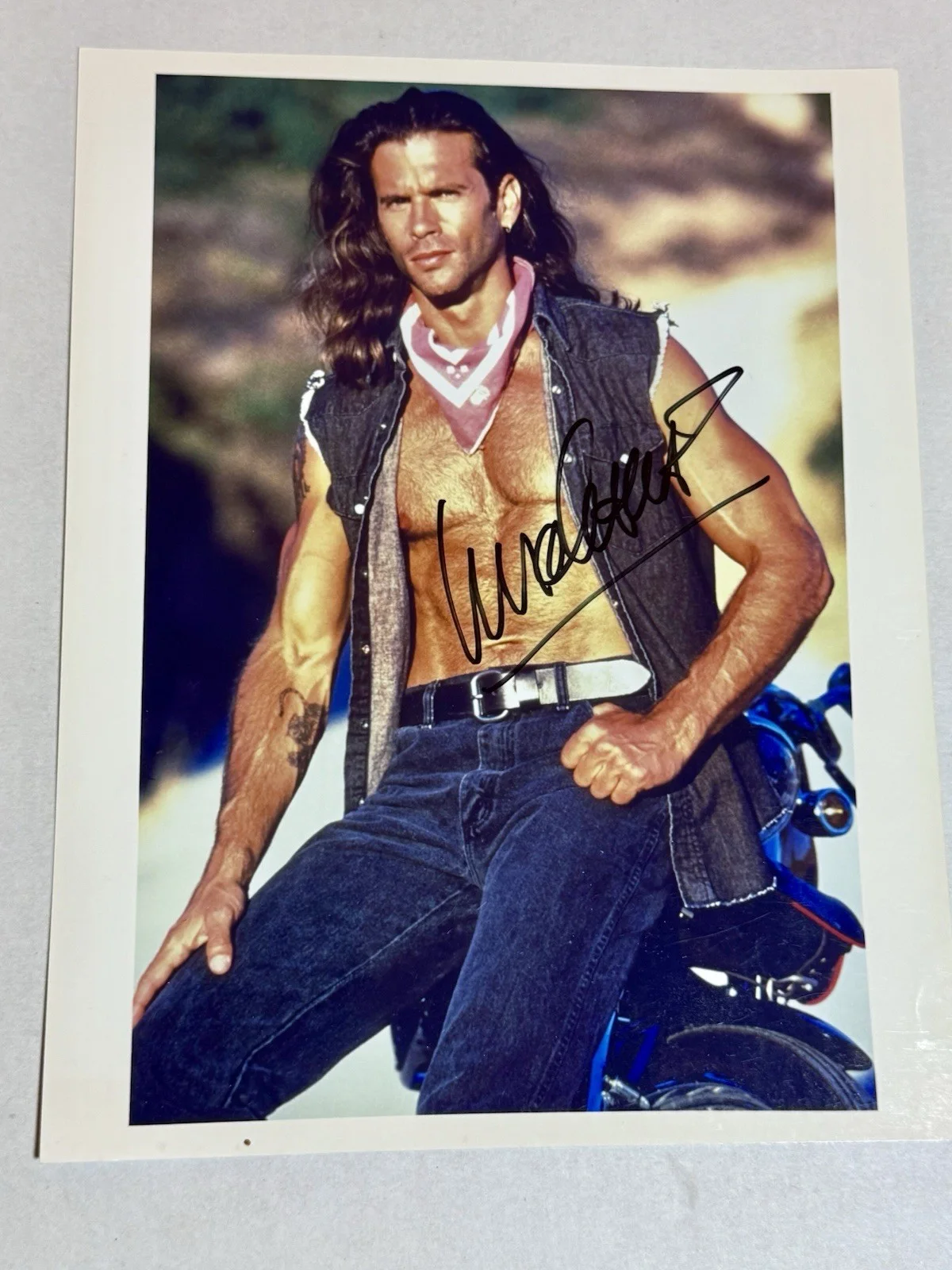 Lorenzo Lamas — Lorenzo Lamas Hand Signed 8x10 Photo Renegade Grease