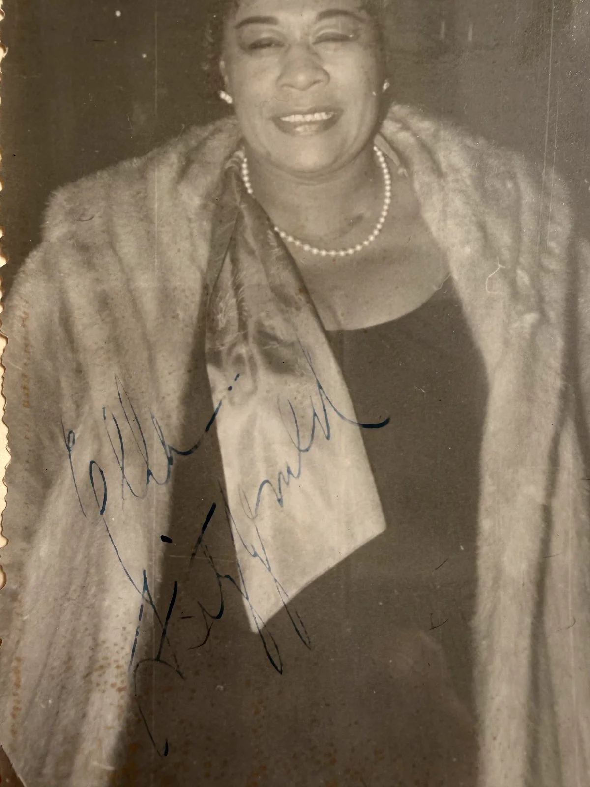 Ella Fitzgerald — Ella Fitzgerald Signed and Framed Photo, image 2