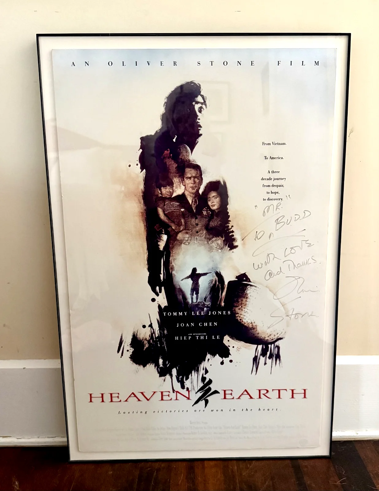 Oliver Stone — SIGNED & Framed OLIVER STONE Heaven & Earth Movie Poster of 39 x 25, изображение 2