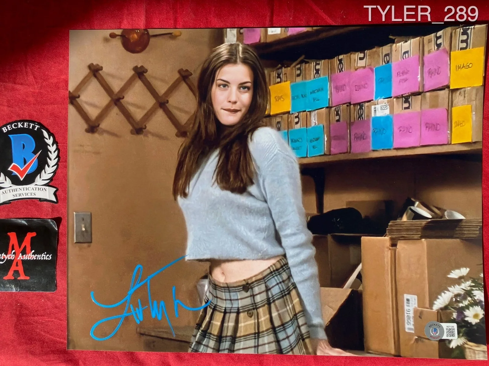 LIV TYLER — Liv Tyler autographed signed Empire Records 11x14 photo Beckett Corey Steven