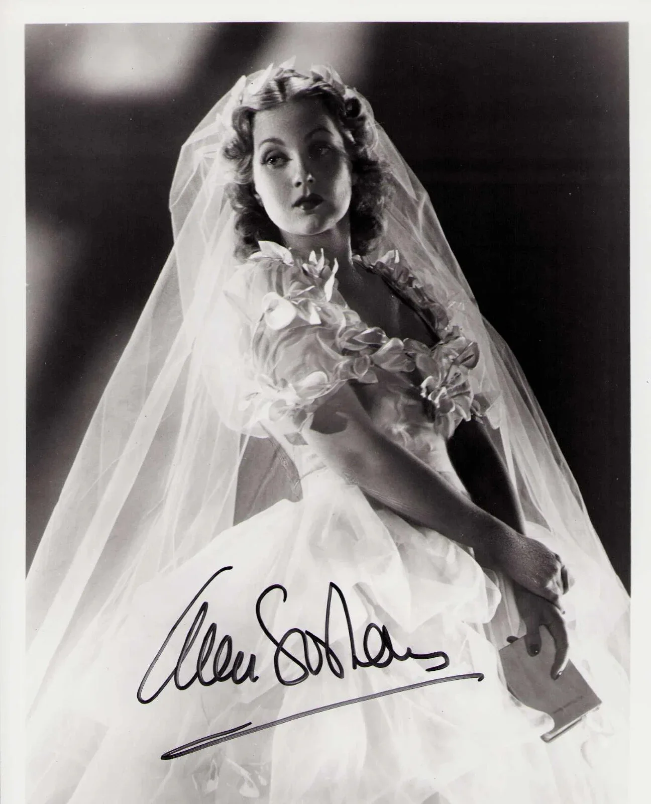 Ann Sothern — Vintage Ann Sothern Actress Signed 8x10 Photo W/ COA