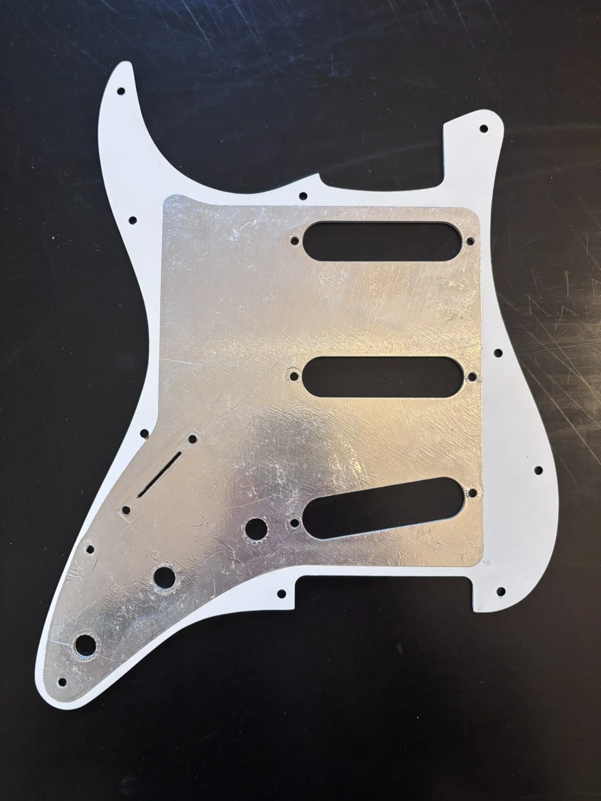 Red Hot Chili Peppers Full Band Signed Strat Pick Guard (Signed on the Plastic), изображение 4