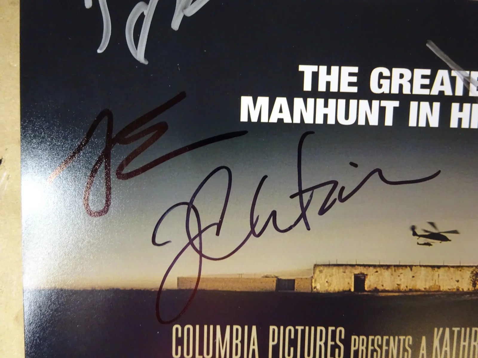 Jessica Chastain, Joel Edgerton, Jason Clarke, Jeremy Strong — Zero Dark Thirty Photo Signed By 4 Autographed 11"x17" Photo BAS COA LOA, изображение 5