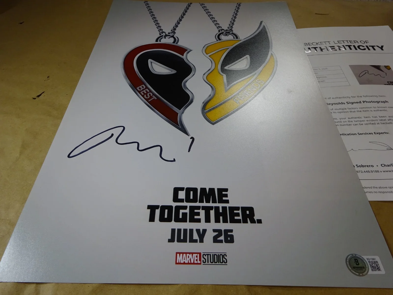 Ryan Reynolds — Signed Ryan Reynolds Autographed Deadpool Wolverine 11"x17" Photo BAS COA LOA, image 3