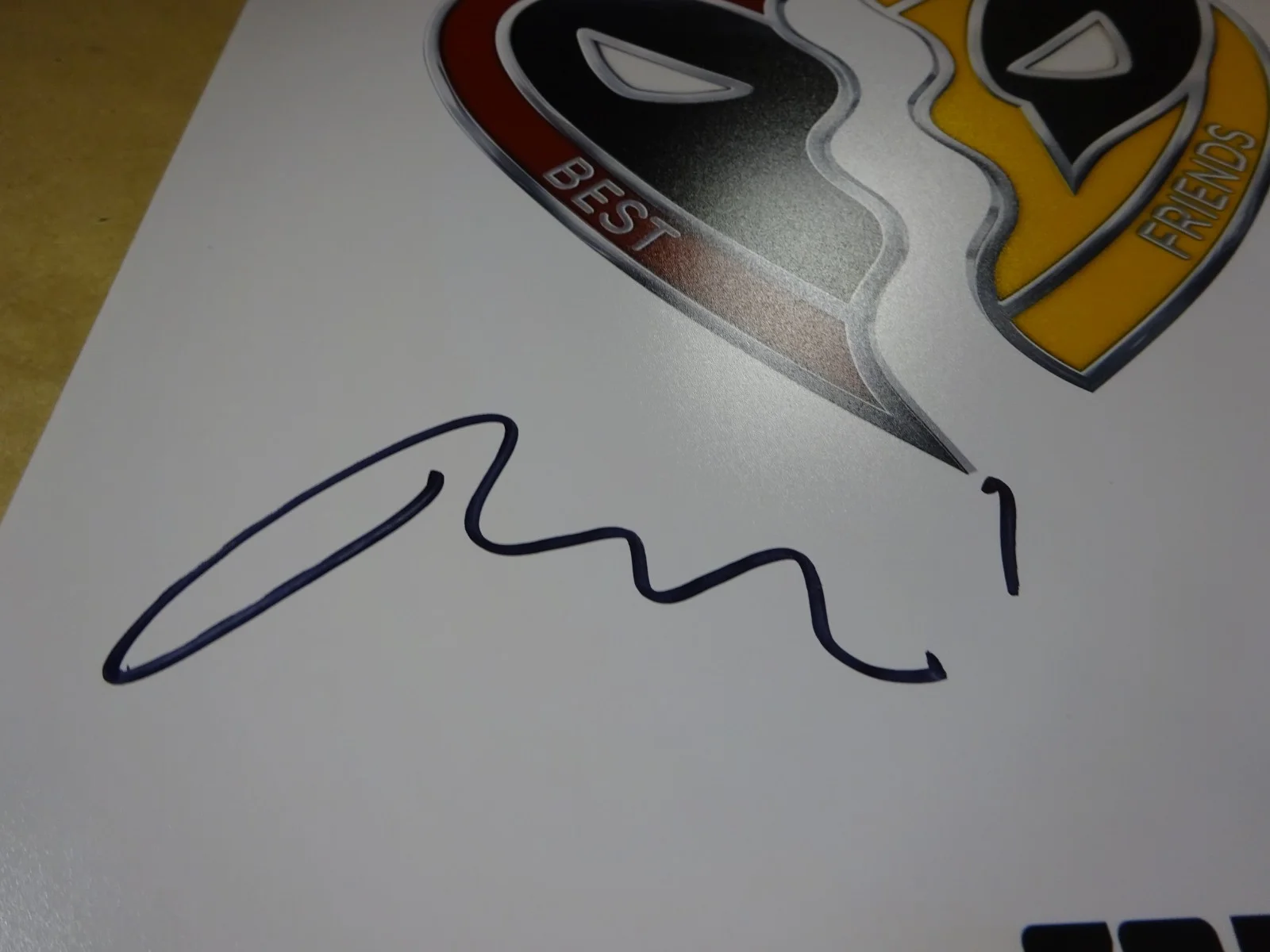 Ryan Reynolds — Signed Ryan Reynolds Autographed Deadpool Wolverine 11"x17" Photo BAS COA LOA, image 5