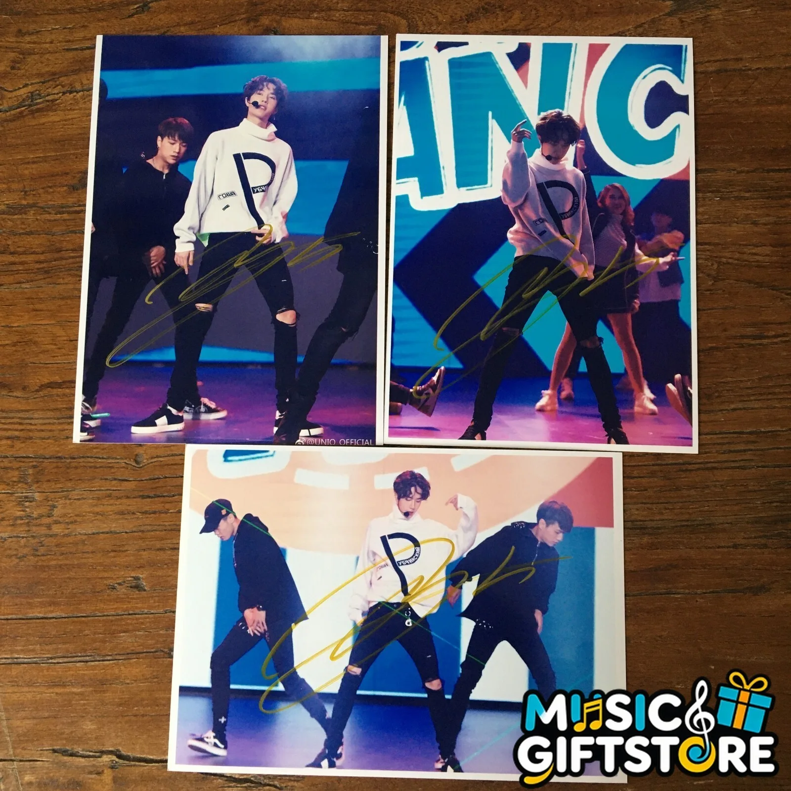 WANG YIBO YI BO PHOTO CARD PICTURE SIGNED AUTOGRAPHED COLLECTION 4*6 2020B #MUGS, изображение 2