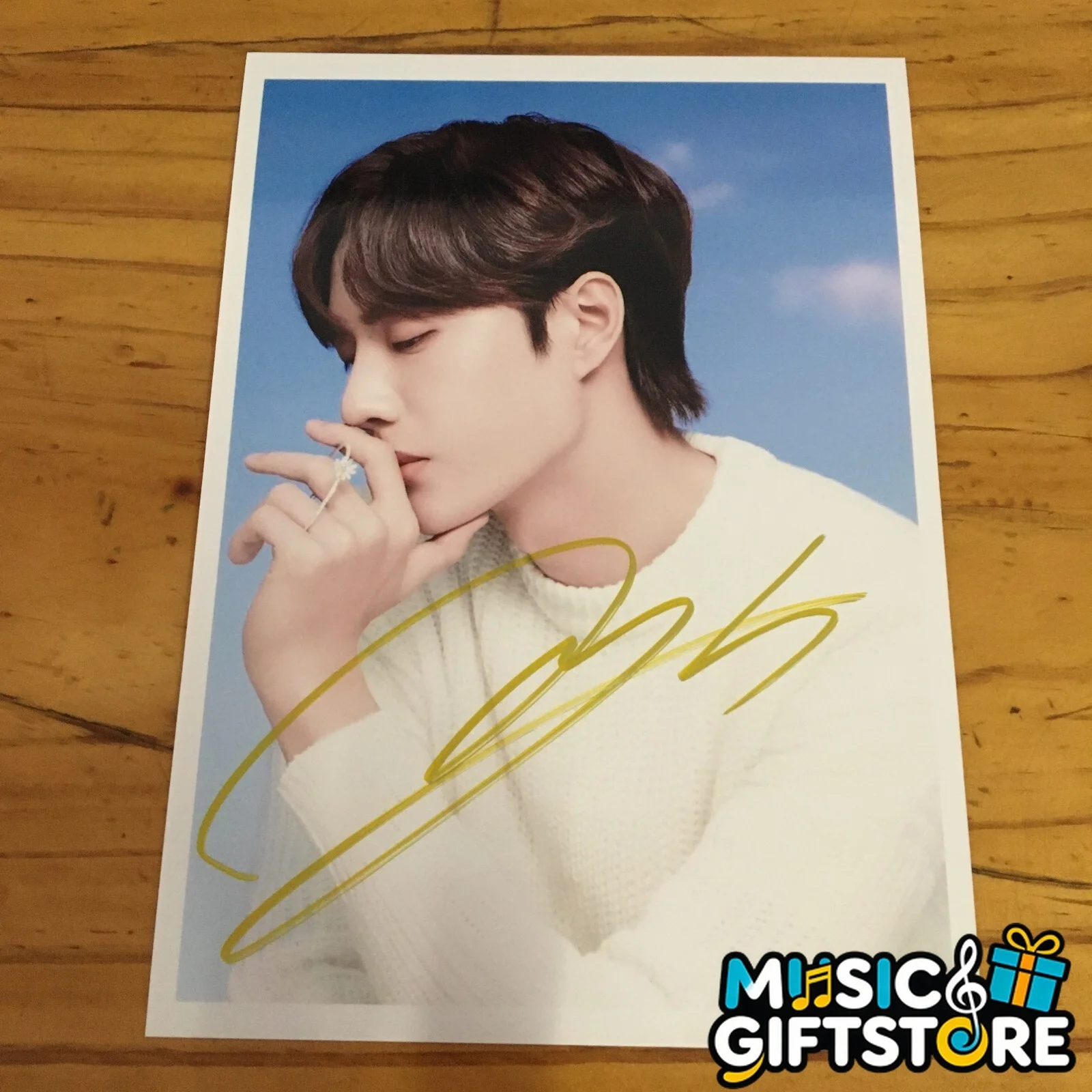 WANG YIBO YI BO PHOTO CARD PICTURE SIGNED AUTOGRAPHED COLLECTION 4*6 2020C #MUGS, изображение 3