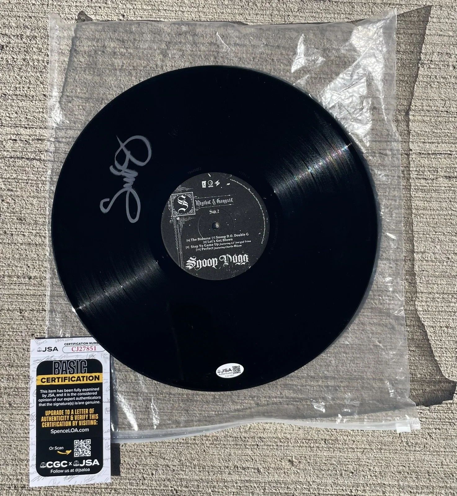 Snoop Dogg Signed Autographed Record “R&G (Rhythm & Gangsta)The Masterpiece” JSA, изображение 2