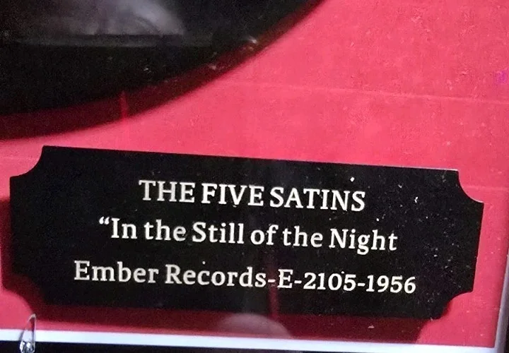 Vintage Framed 45 Record The Five Satins In The Still Of The Night Ember Doo Wop, изображение 5