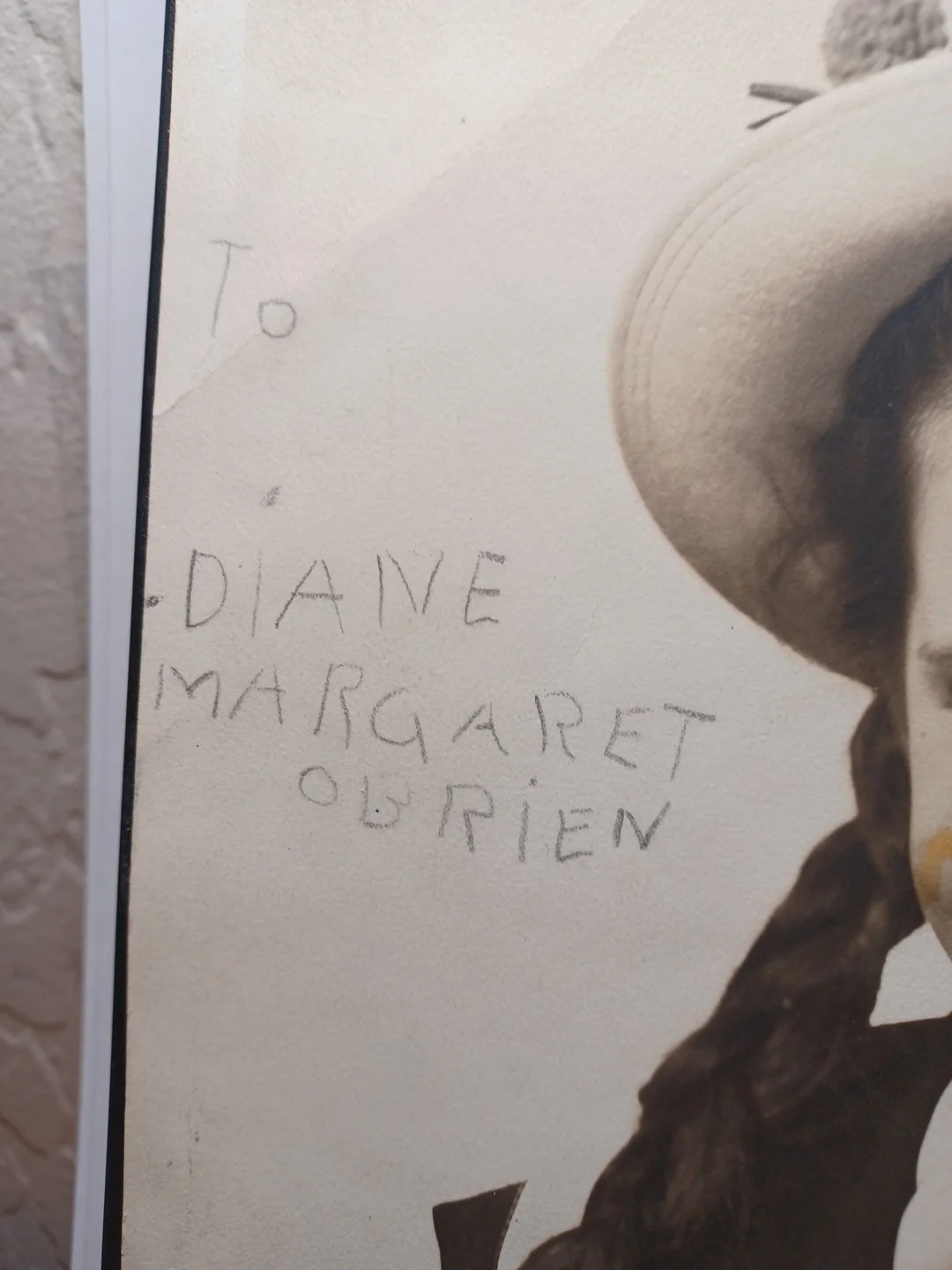 40's Margaret O'Brien Hand Signed as Child Autographed Photo 8 x 10 RRP 663, изображение 2