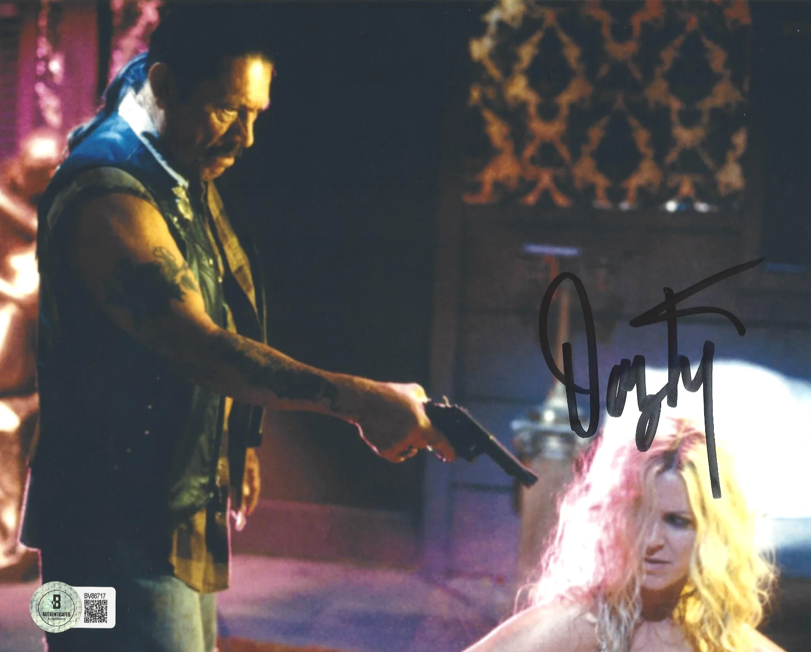 DANNY TREJO SIGNED 'FROM DUSK TILL DAWN' 8x10 MOVIE PHOTO BAS BECKETT COA, image 2