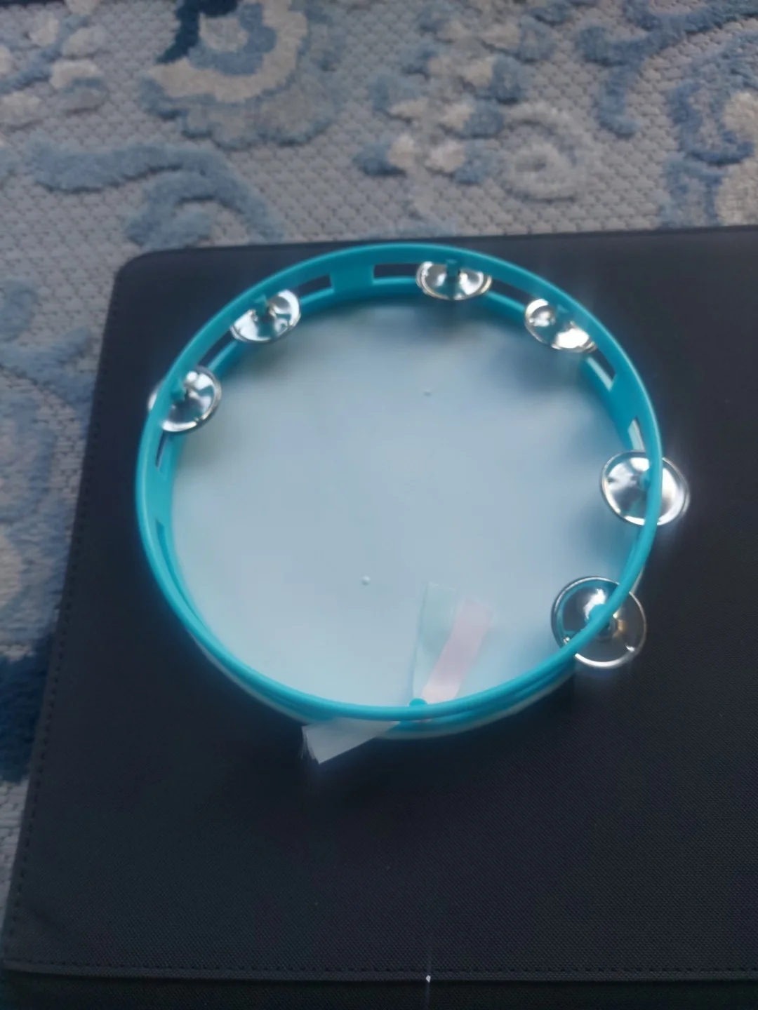 Autographed Neil Sedaka Tambourine and Photograph, изображение 3