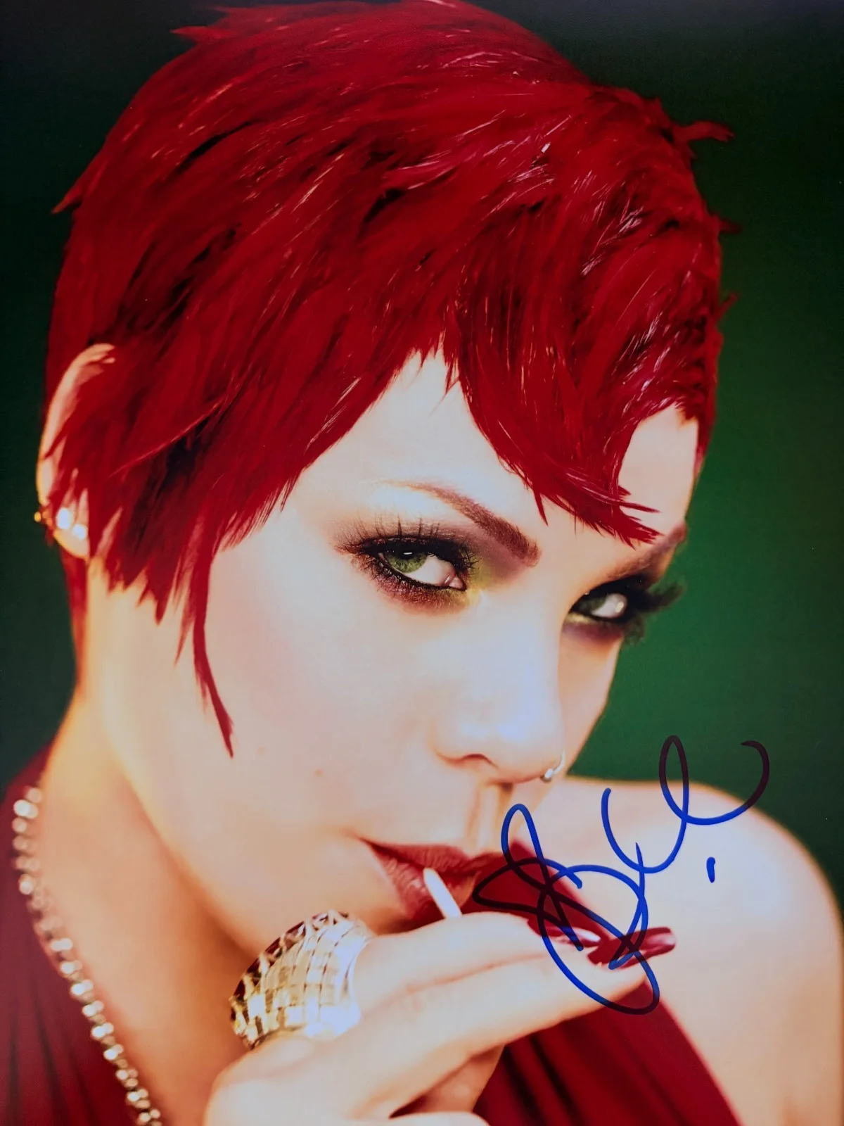 Pink Signed•8x10 Autographed Color Photograph•Super Star•Todd Mueller Autographs, изображение 3