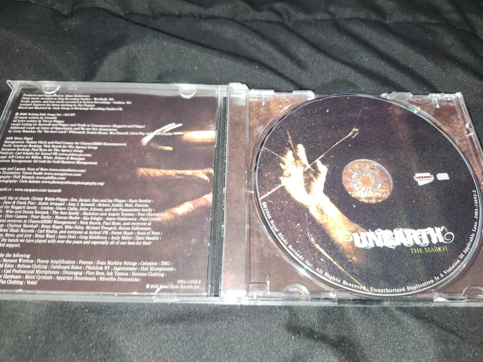 Unearth The March 2008 Signed Autographed CD Hardcore Excellent Shape, image 3