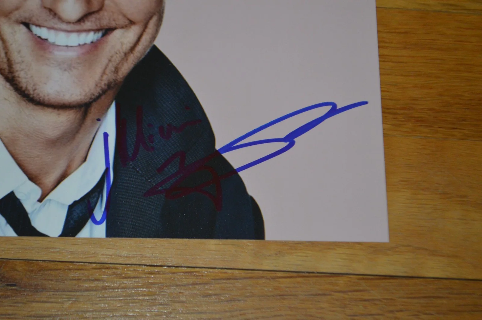 Matthew McConaughey — Matthew McConaughey Autographed 8x10 Color Promo Photo ~ PSA Hologram, изображение 2