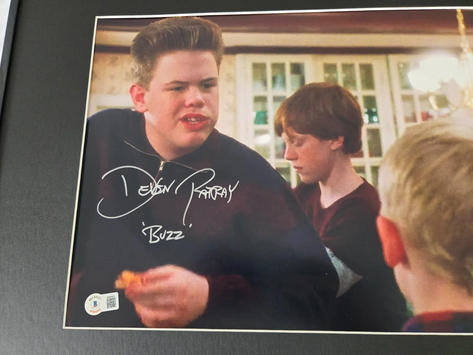 Devin Ratray Home Alone BUZZ Signed Photo Framed 16x20 Display BECKETT BAS, image 2