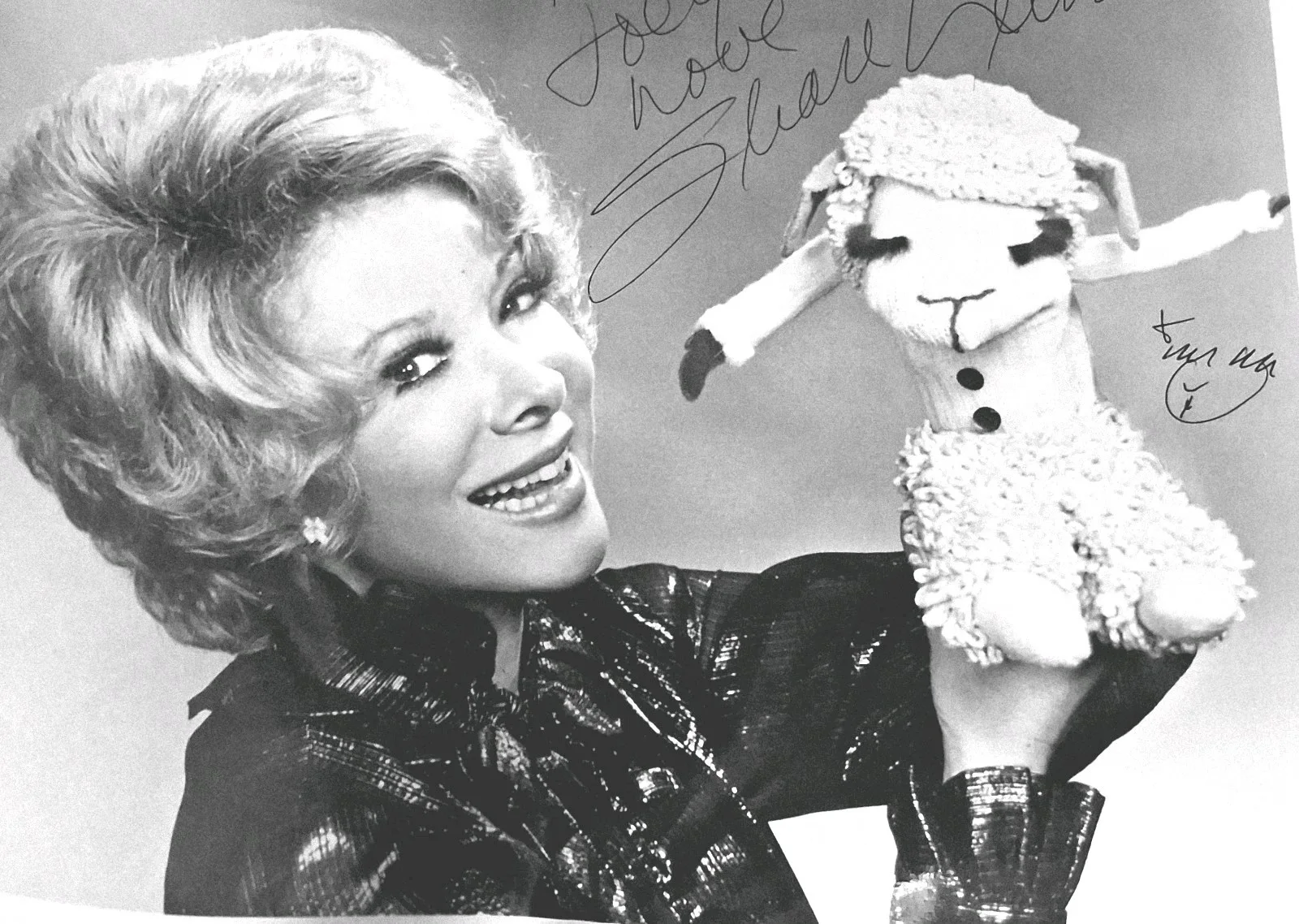 Shari Lewis & Lamb Chop — Shari Lewis Signed 8x10 Photo Lamb Chop Ventriloquist Puppet Mercedes Provenance