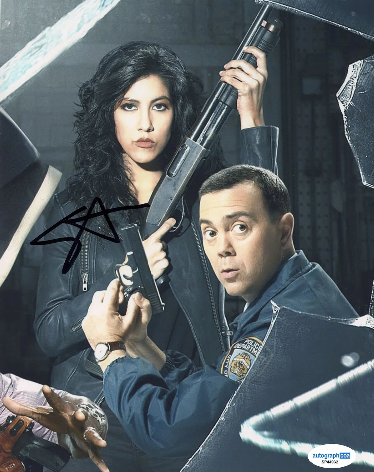 Stephanie Beatriz — Stephanie Beatriz signed "BROOKLYN NINE-NINE" 8x10 Photo EXACT PROOF e Rosa ACOA, изображение 4