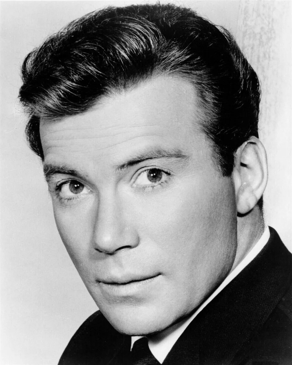 William Shatner — William Shatner Signed 8x10 Photo Reprint Vintage Collectible Autograph, изображение 2