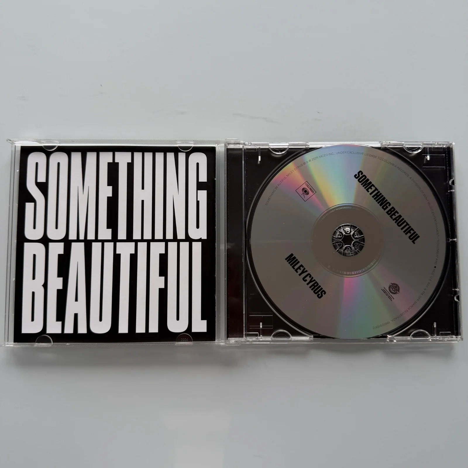 Miley Cyrus - Something Beautiful CD with SIGNED Photo Insert Autographed, image 3