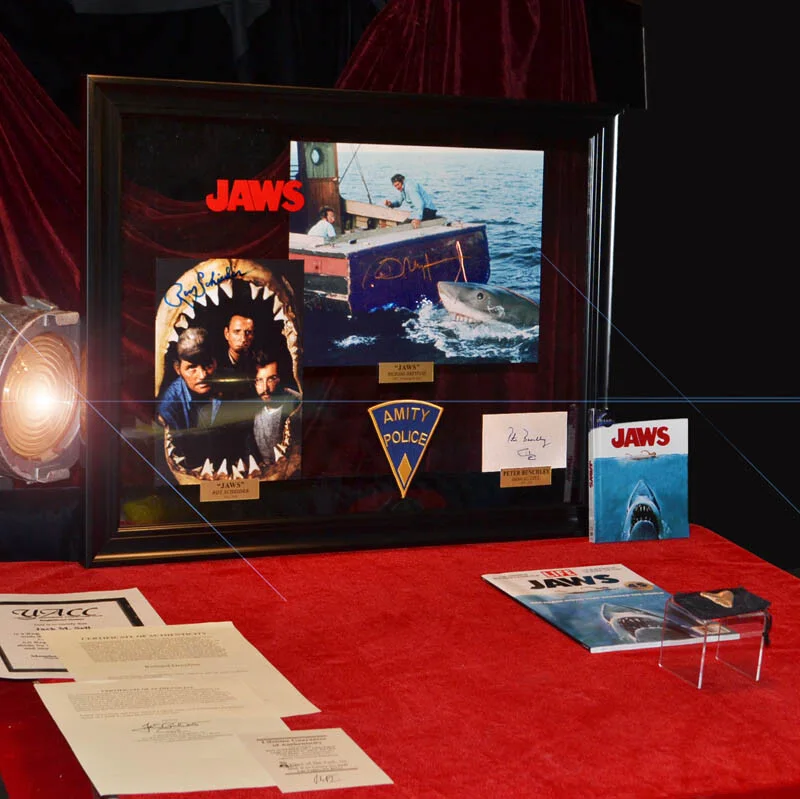 ROY SCHEIDER, RICHARD DREYFUSS, PETER BENCHLEY — JAWS Display, Signed ROY SCHEIDER, DREYFUSS, BENCHLEY Autograph, DVD, COA, UACC, image 4
