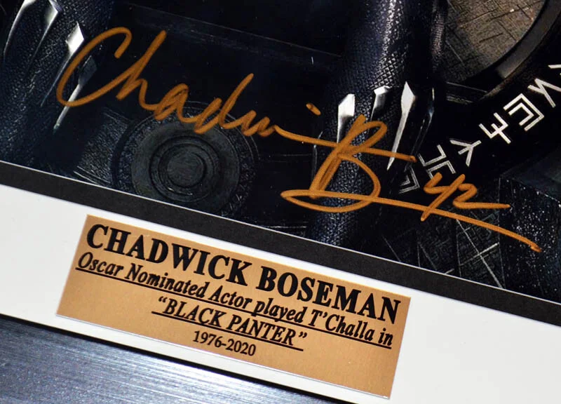 CHADWICK BOSEMAN — CHADWICK BOSEMAN Signed BLACK PANTHER AUTOGRAPH, COA, UACC, Frame, Plaque, DVD, image 3