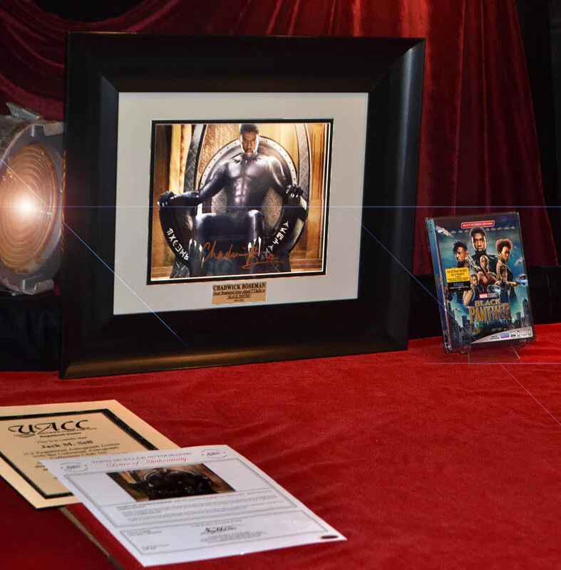 CHADWICK BOSEMAN — CHADWICK BOSEMAN Signed BLACK PANTHER AUTOGRAPH, COA, UACC, Frame, Plaque, DVD, image 5