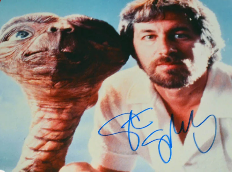 STEVEN SPIELBERG, DREW BARRYMORE, DEE WALLACE, HENRY THOMAS — Rare STEVEN SPIELBERG Signed E.T. Photo, 3 ET CAST Autographs, COA UACC DVD, Toy, изображение 4
