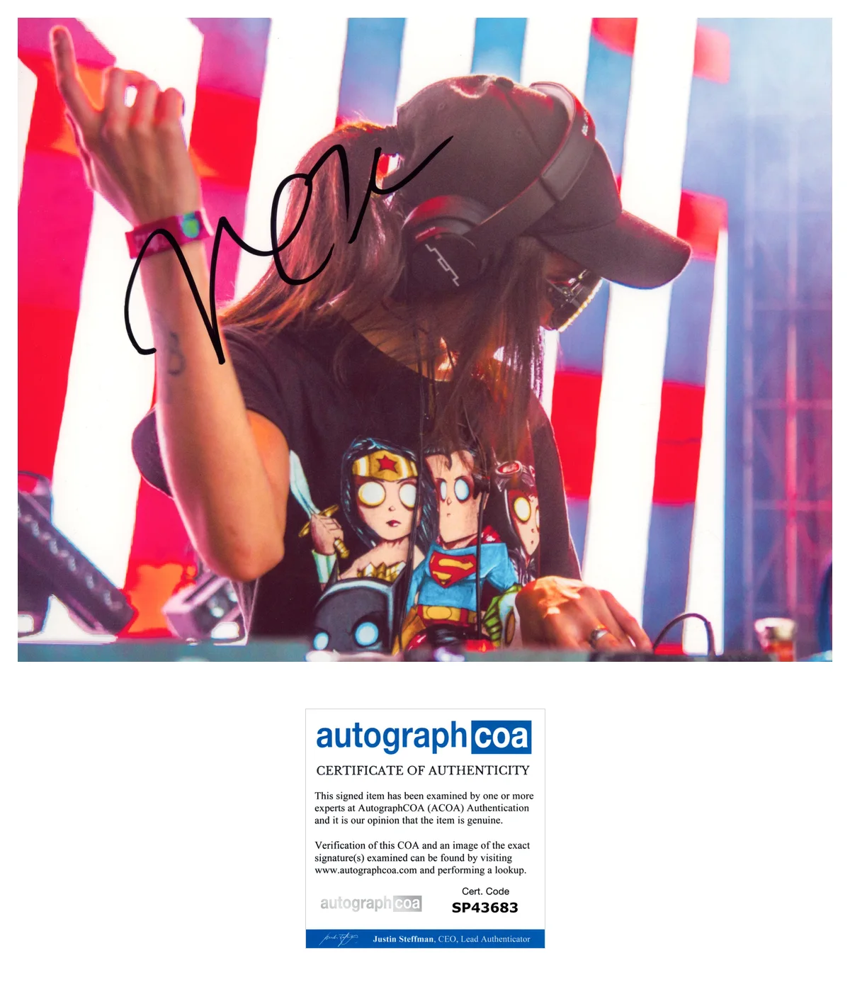 DJ REZZ ISABELLE REZAZADEH SIGNED 8x10 PHOTO C w/EXACT PROOF & AUTOGRAPH COA, image 2