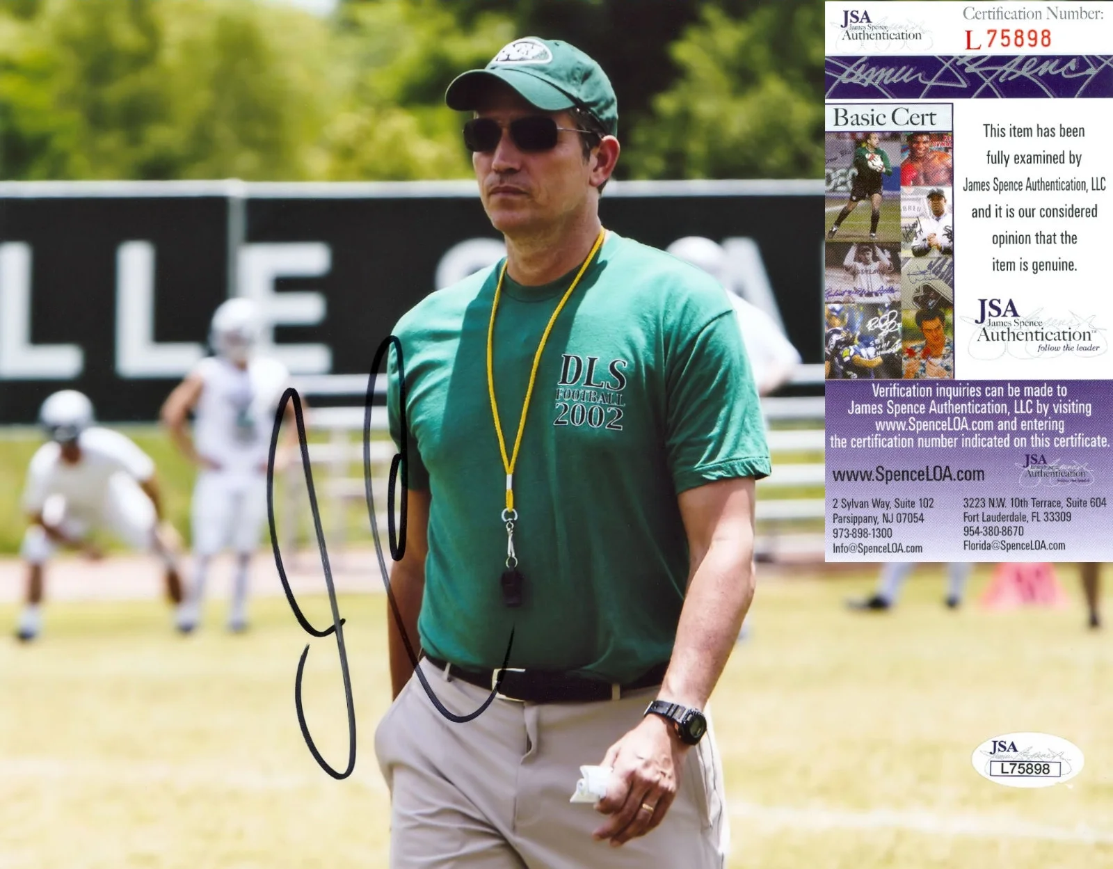 Jim Caviezel — Jim Caviezel Signed JSA COA Autographed 8X10 When Game Stands Tall Photo Auto, изображение 2