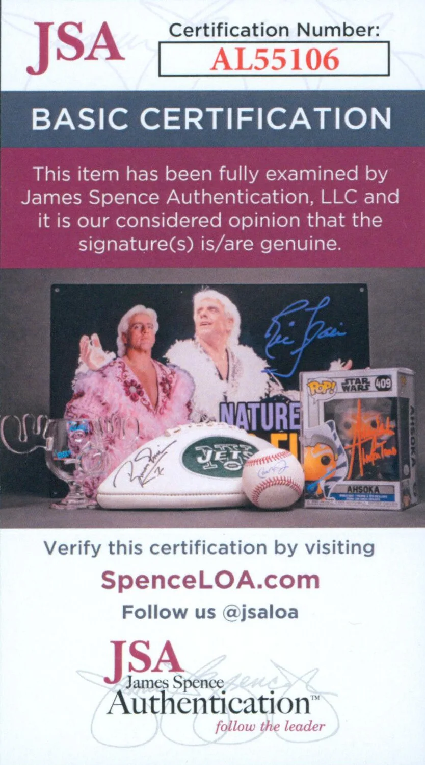 Milla Jovovich — Milla Jovovich Signed JSA COA Autographed 8X10 Photo Auto Resident Evil Mila, изображение 3