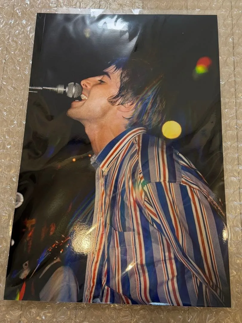 Oasis Liam Gallagher Autographed Dennis Morris Print Poster Rare Auth From Japan, изображение 2