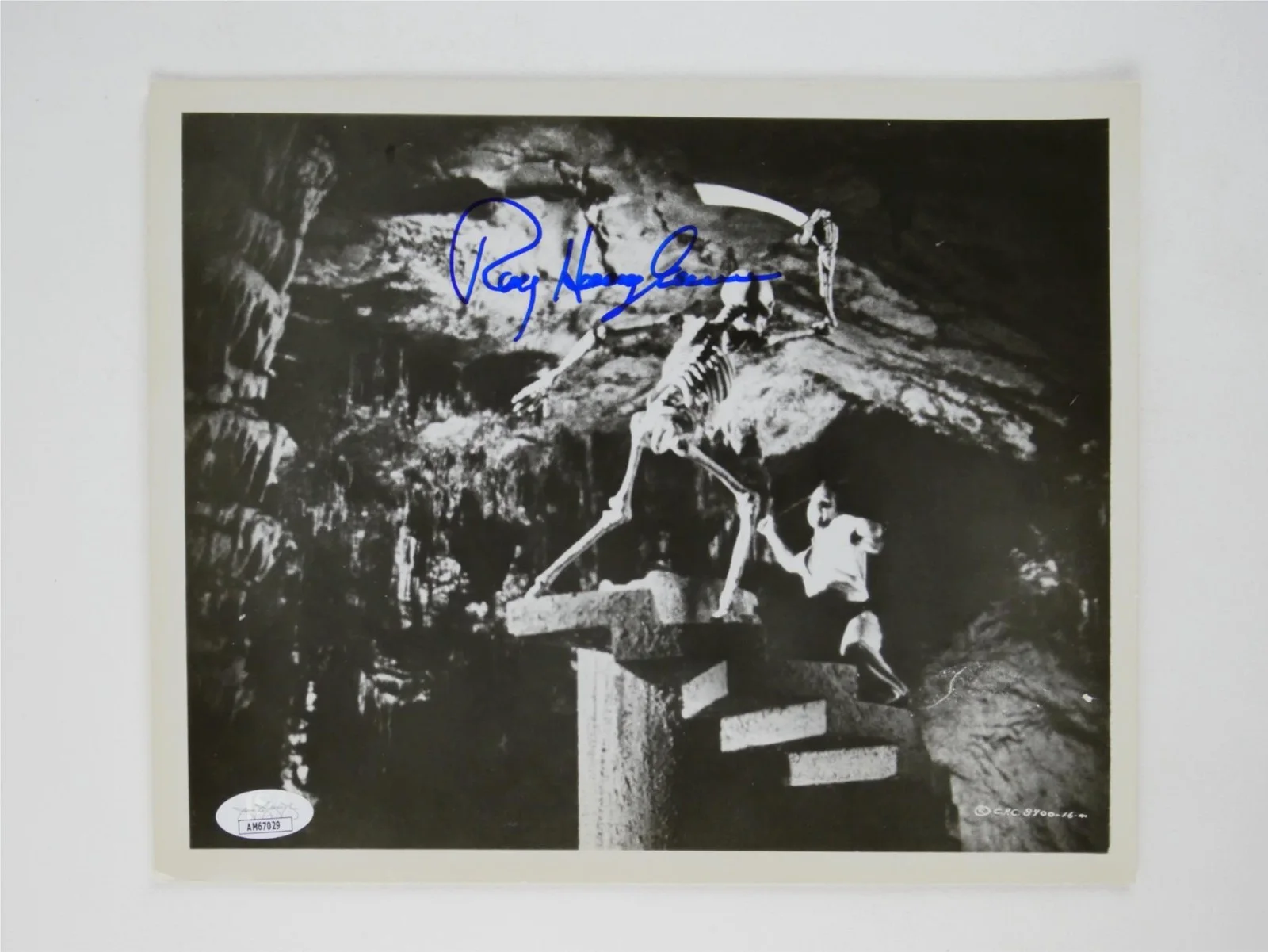 Ray Harryhausen — Ray Harryhausen Signed 8x10 B&W Photo Animator Special Effects Creator JSA COA, изображение 2