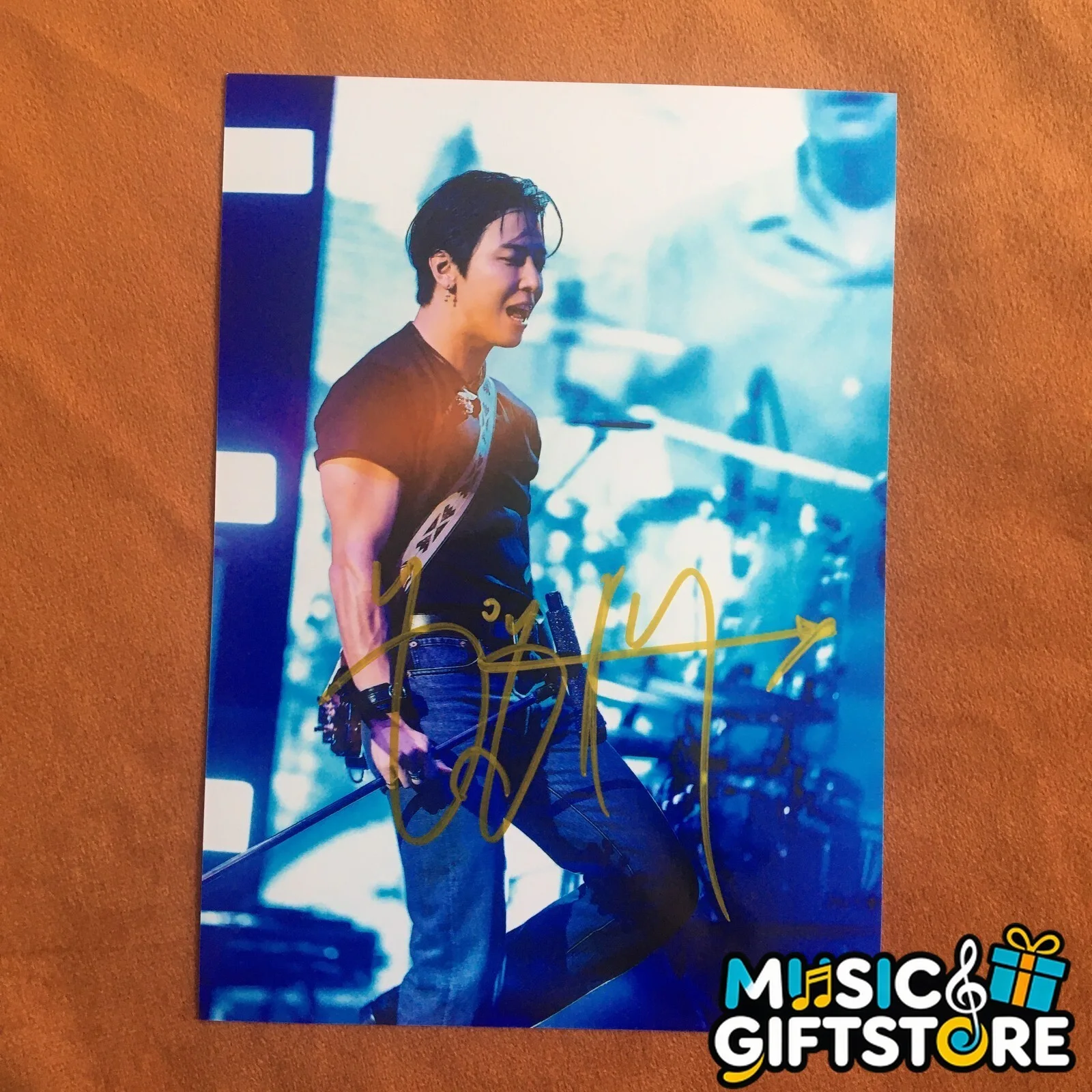 CNBLUE Jung Yong Hwa Autographed Signed Photo Picture K-POP Collection 2024 #MUG, изображение 3