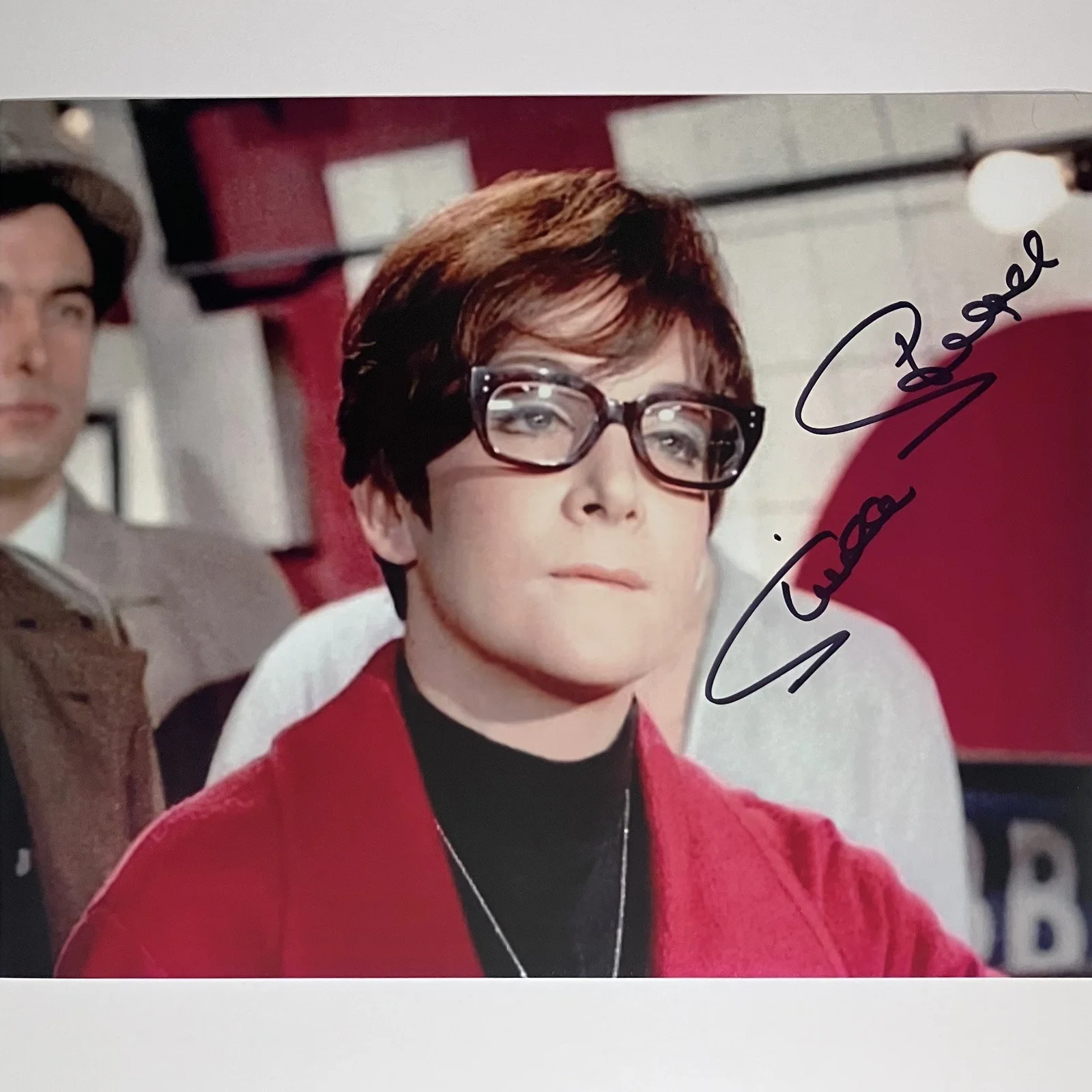 Sheila Steafel — QUATERMASS AND THE PIT Signed 8x10 / SHEILA STEAFEL as Journalist / DOCTOR WHO, image 2