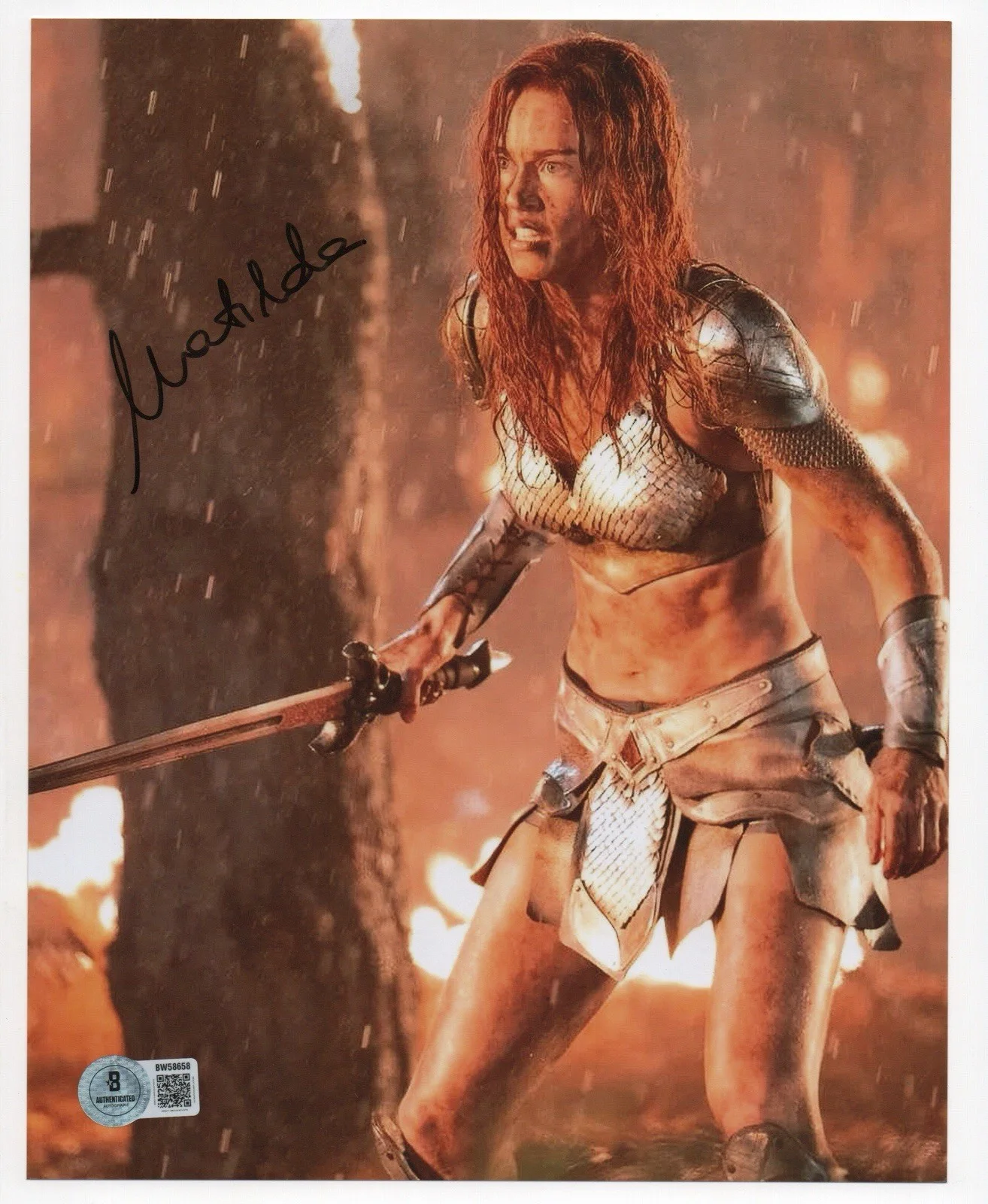 Matilda Anna Ingrid Lutz — Matilda Lutz autographed signed 8x10 photo Beckett BAS COA Sexy Hot Revenge Jen